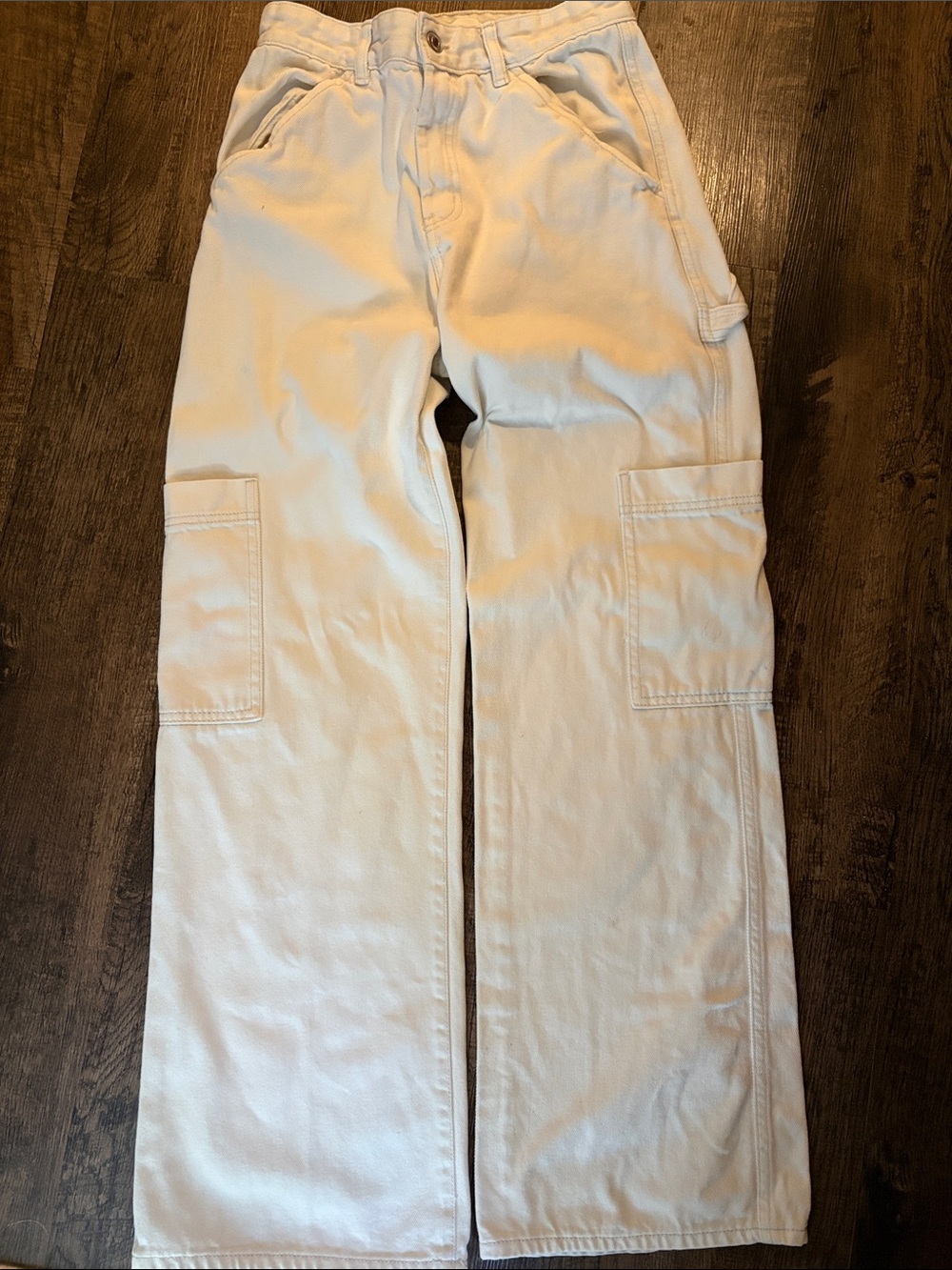 H&M White Wide Leg Jeans with Cargo Pockets Slouchy Utility